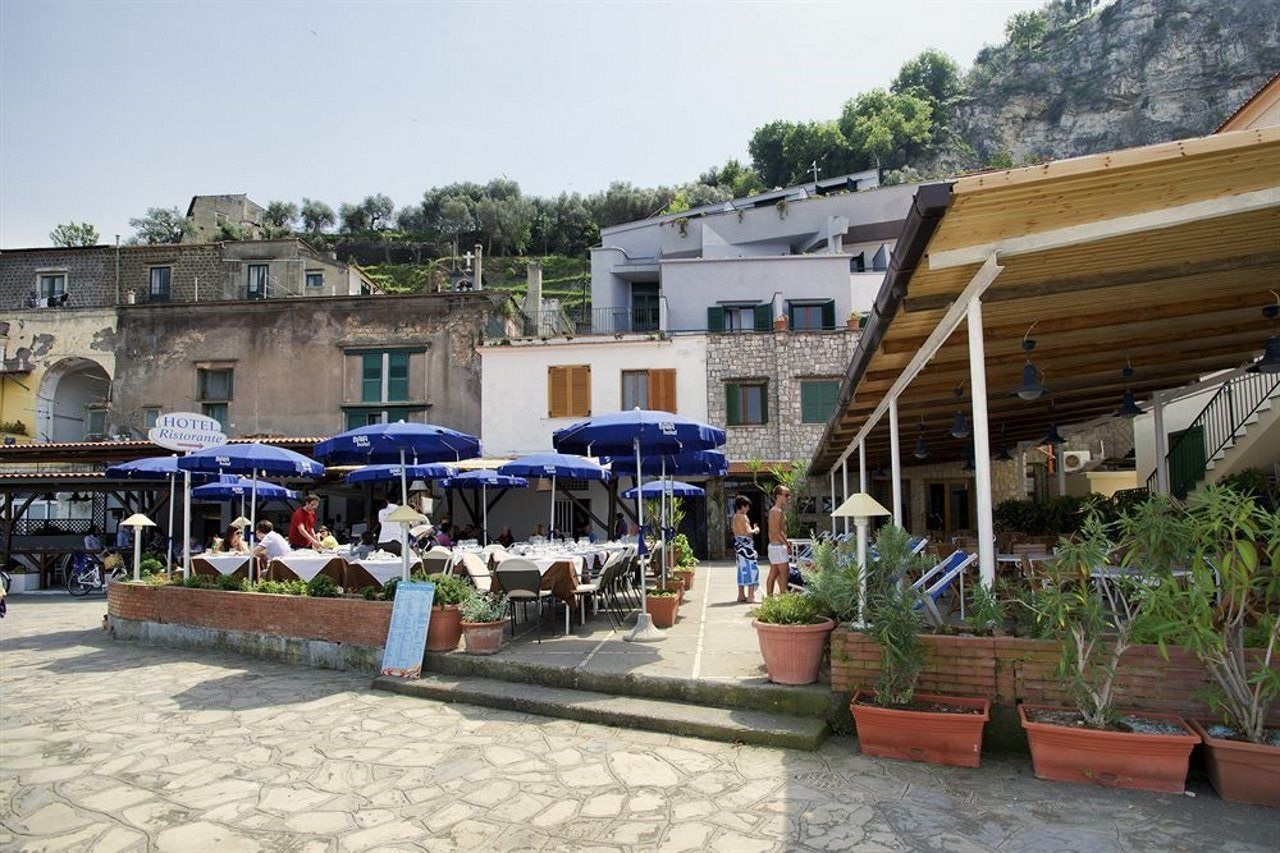 Hotel Baia Di Puolo Massa Lubrense Exterior photo